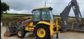 Багер Volvo BL61, снимка 1
