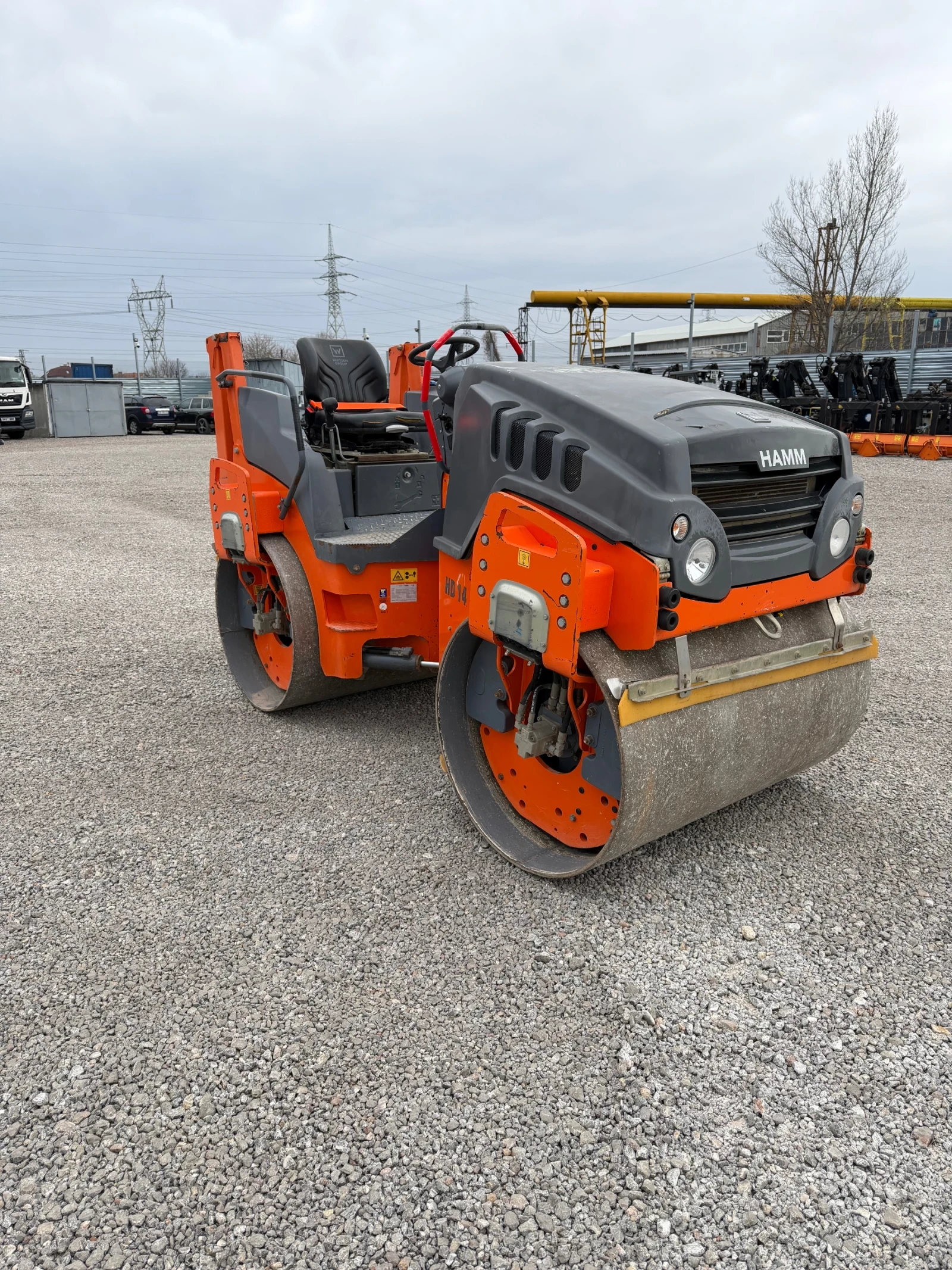 Валяк Hamm HD14 VV