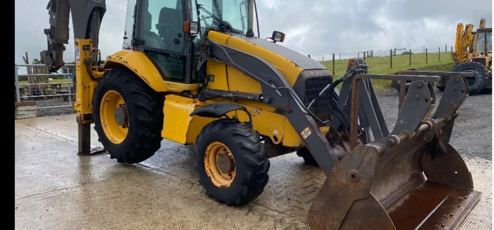 Багер Volvo BL61, снимка 4 - Индустриална техника - 55558797