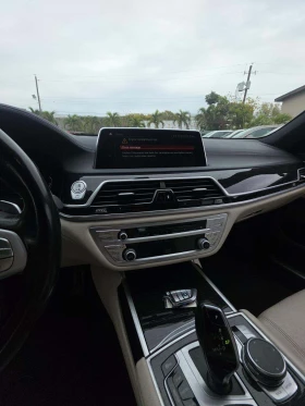 BMW 740 M* SPORT* HARMON* KARDON* LANE* ASSIST*  - 20289 € / 39681.83 лв. - 97330931 7
