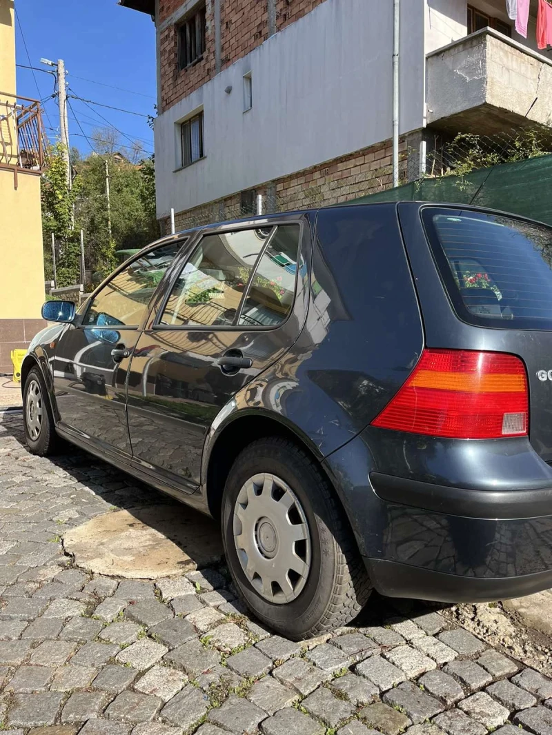 VW Golf, снимка 4 - Автомобили и джипове - 47569514