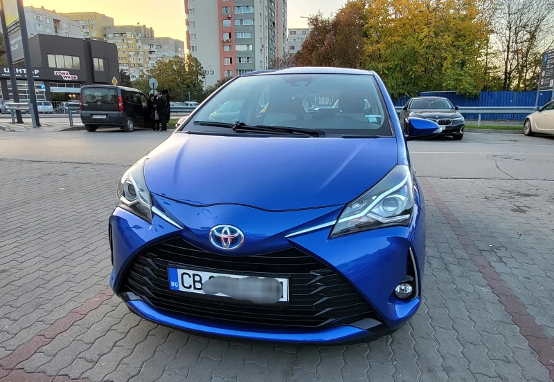 Toyota Yaris, снимка 11 - Автомобили и джипове - 47753716