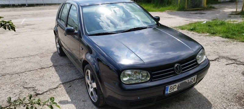 VW Golf, снимка 4 - Автомобили и джипове - 47851551