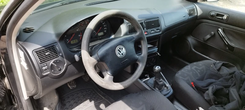 VW Golf, снимка 9 - Автомобили и джипове - 47851551