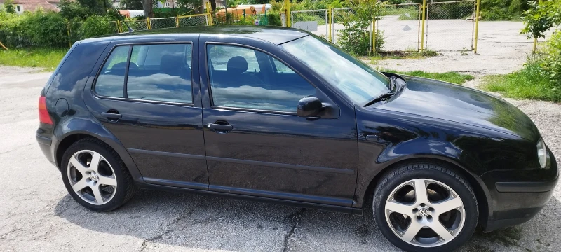 VW Golf, снимка 3 - Автомобили и джипове - 47851551