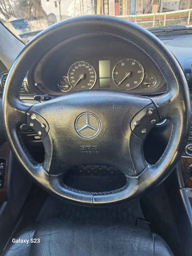 Mercedes-Benz C 220 FACELIFT 2.2 CDI, снимка 6 - Автомобили и джипове - 49272088