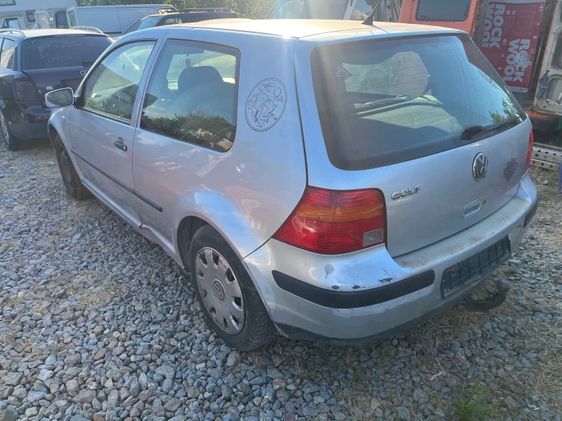 VW Golf 1.4 Бензин, снимка 4 - Автомобили и джипове - 52278497