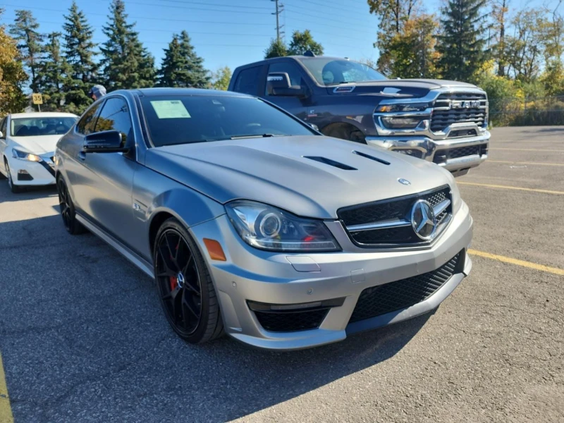Mercedes-Benz C 63 AMG Coupe* RWD* Carbon* Alcantara* ЛИЗИНГ* , снимка 2 - Автомобили и джипове - 52317723