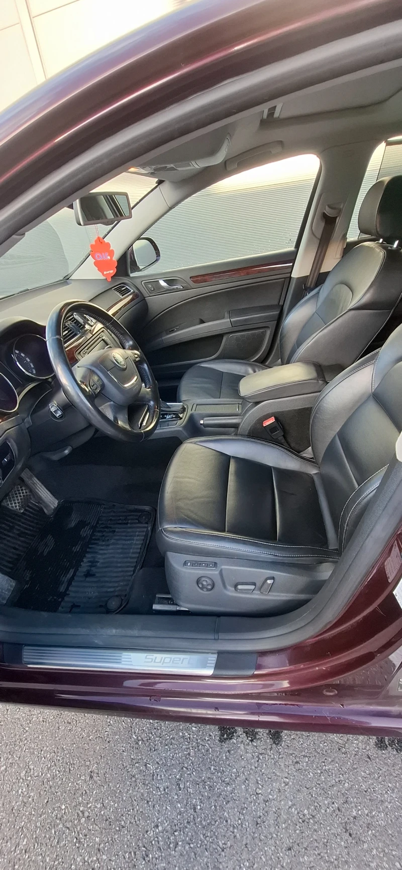 Skoda Superb 2.0 TDI, снимка 8 - Автомобили и джипове - 52634556