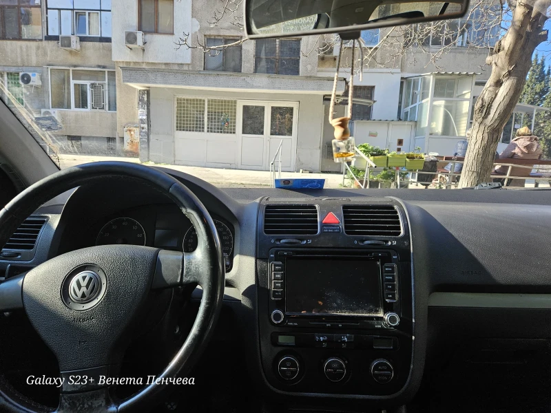 VW Golf V, снимка 5 - Автомобили и джипове - 52771733