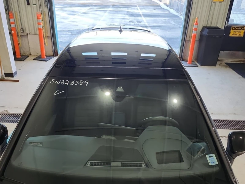 VW Golf * R BLACK EDITION* CARFAX * БЕЗ ПЪРВОНАЧАЛНА ВНОСК, снимка 9 - Автомобили и джипове - 52967747