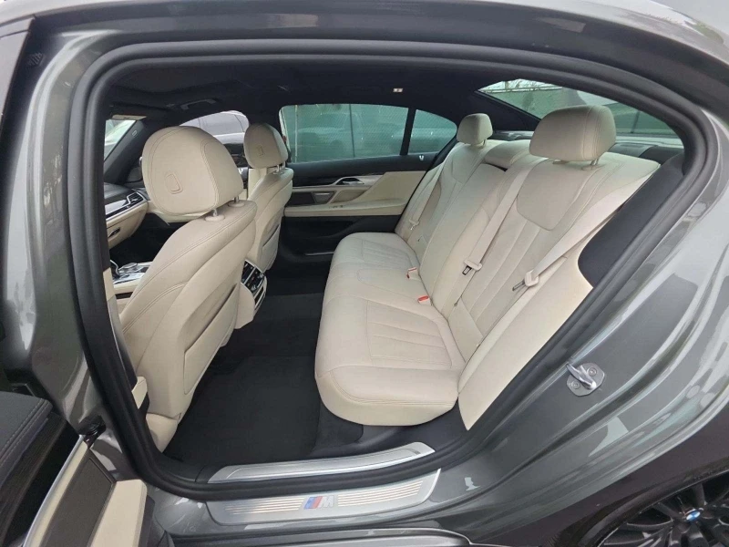 BMW 740 M* SPORT* HARMON* KARDON* LANE* ASSIST* , снимка 10 - Автомобили и джипове - 53455846