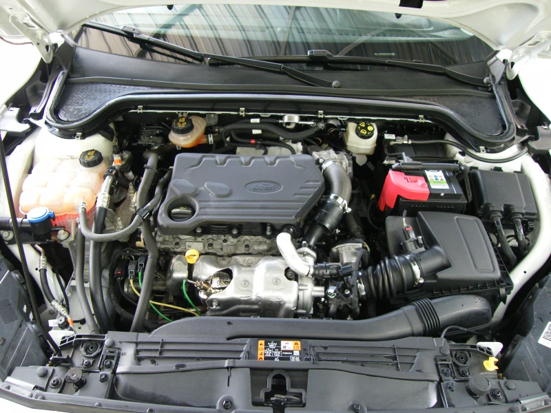 Ford Focus 1.5TDCI EURO 6D - 17890 лв. - 91880605 | Car24.bg