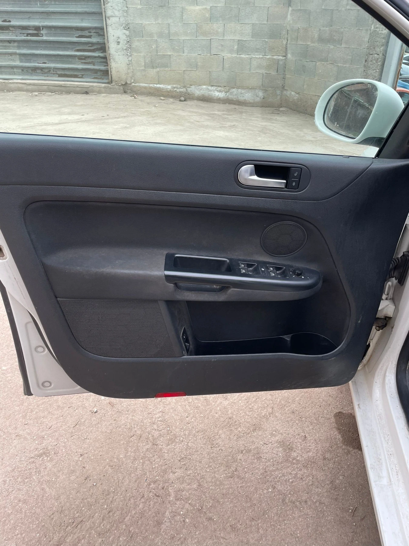 VW Golf Plus 1.6TDI DSG | Mobile.bg — изображение 11