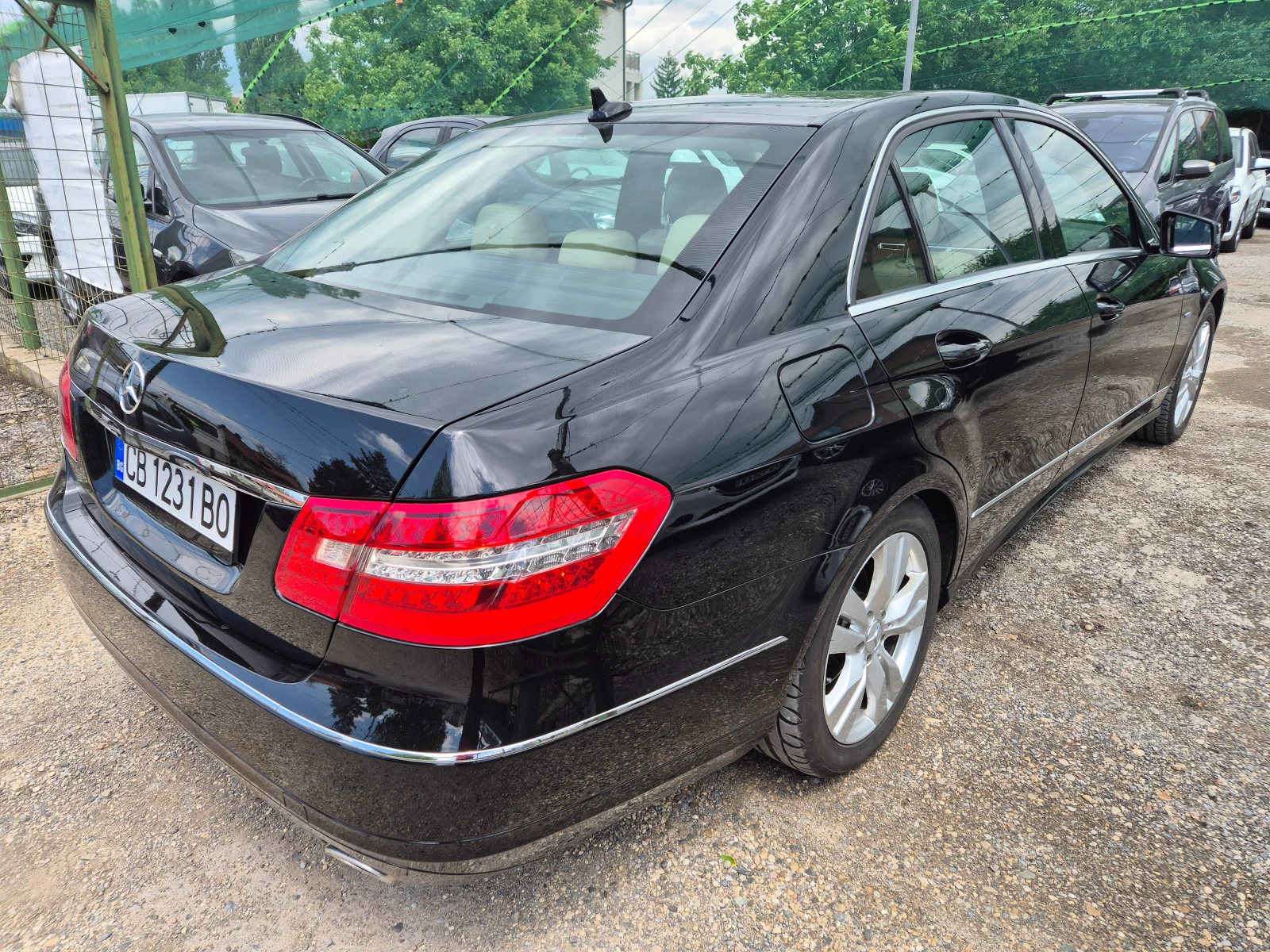 Mercedes-Benz E 350 ФЕЙСЛИФТ/4-MATIK - изображение 4