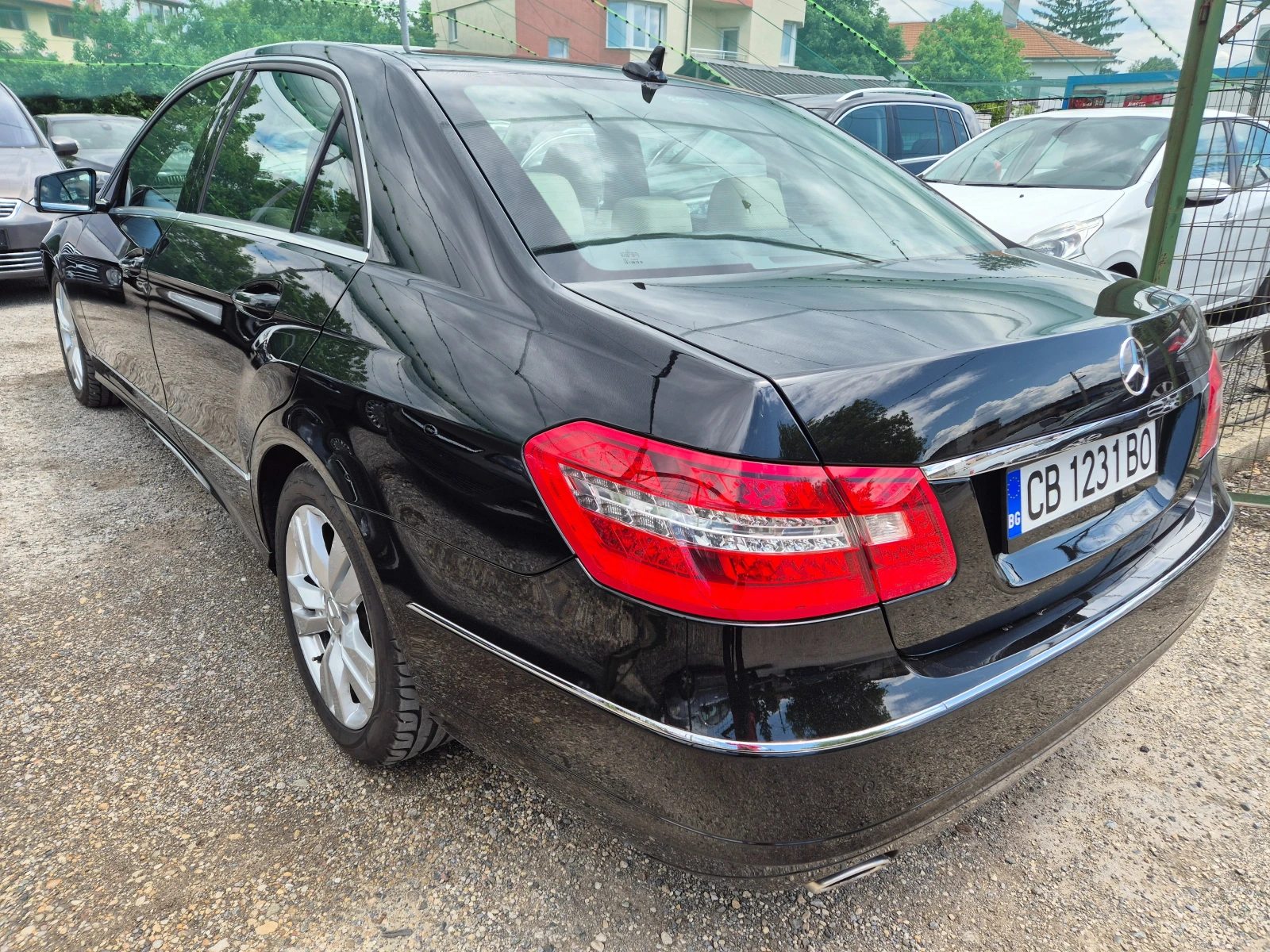 Mercedes-Benz E 350 ФЕЙСЛИФТ/4-MATIK - изображение 6