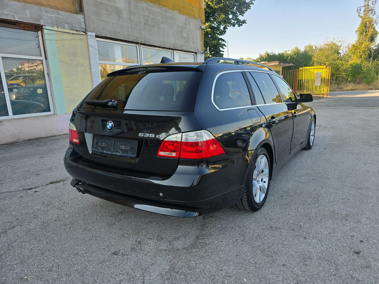 BMW 535 3.0BiTURBO UNIKAT - изображение 5
