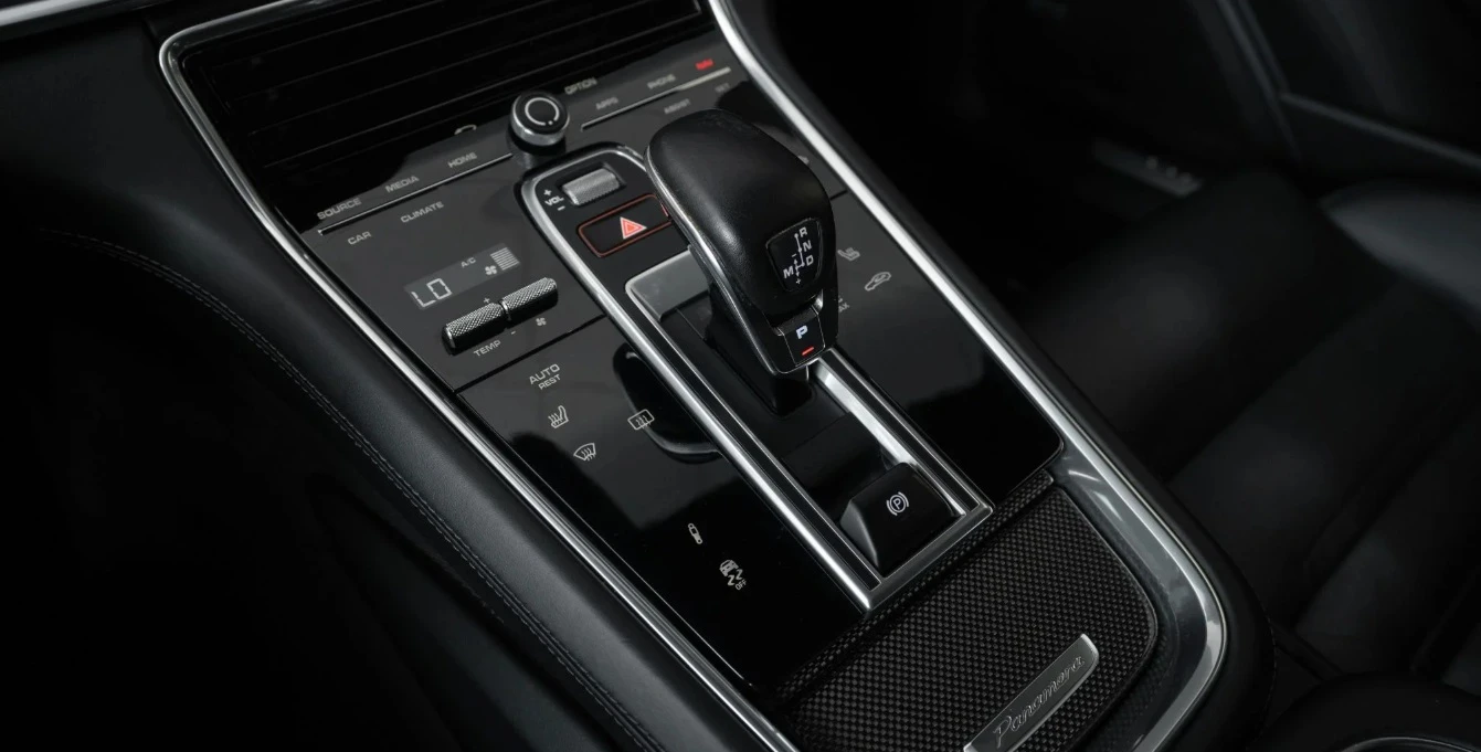 Porsche Panamera Turbo SportTurismo  - изображение 8