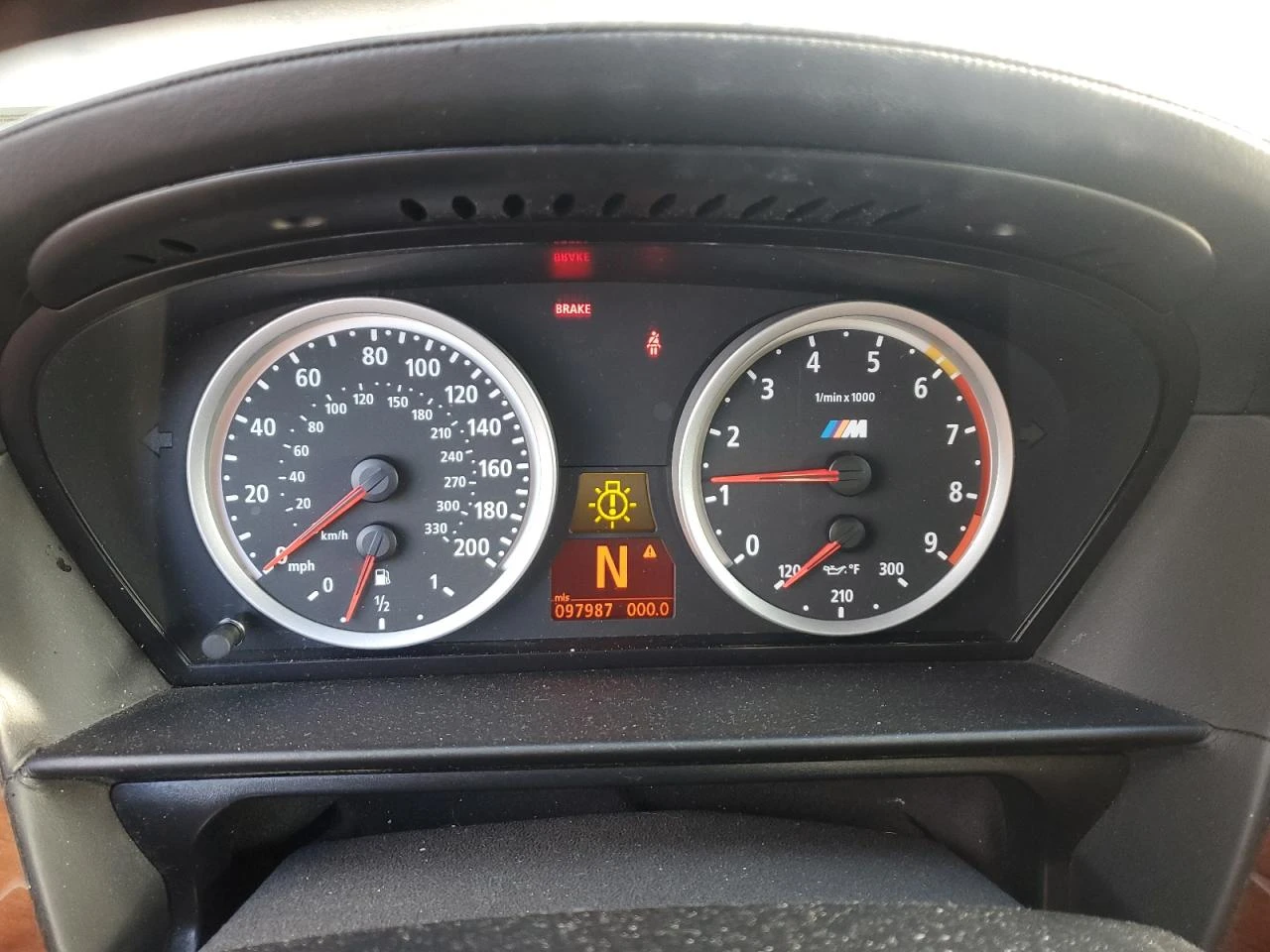 BMW M5 5.0 V10 - изображение 9