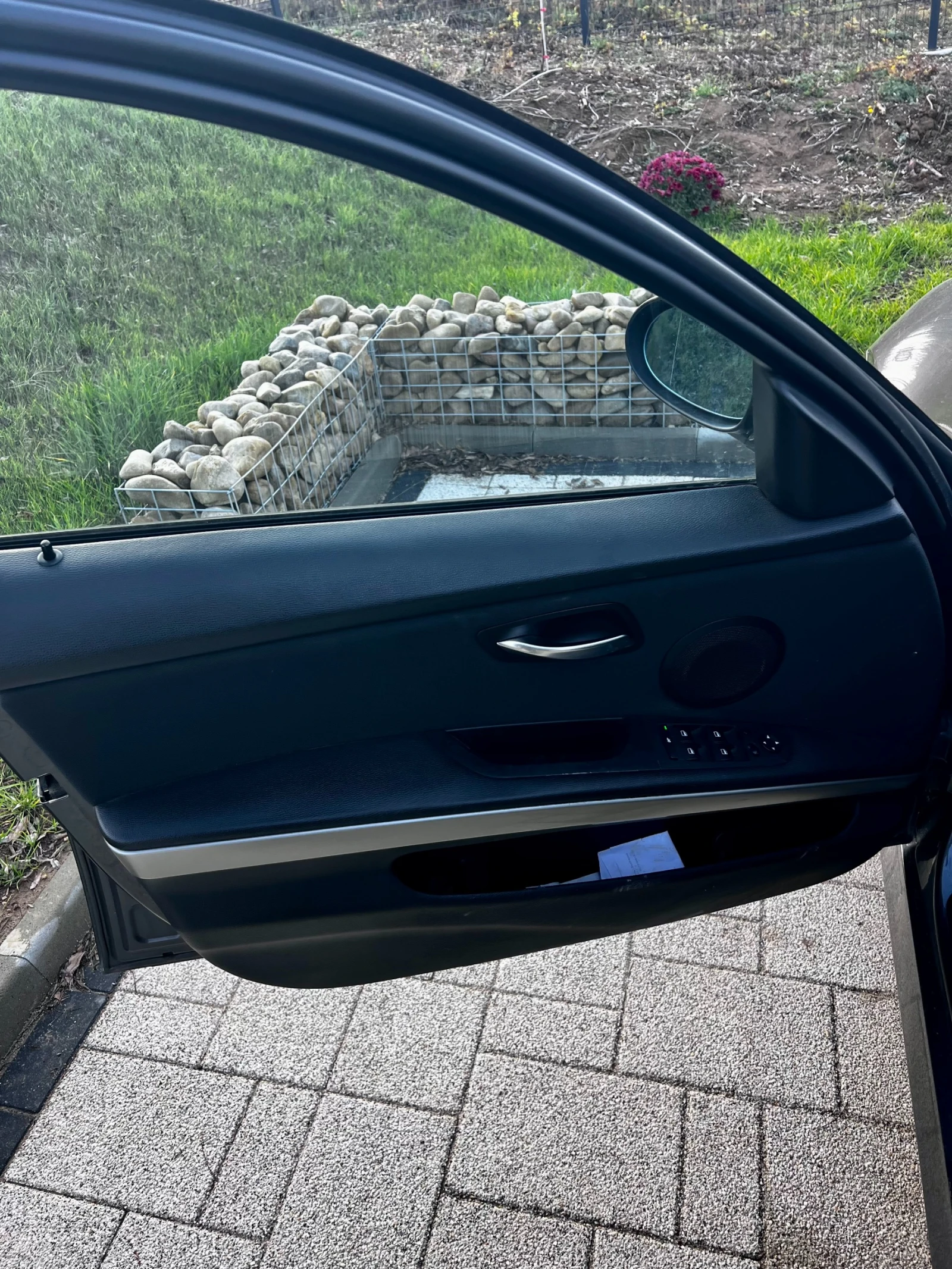 BMW 320  - изображение 7