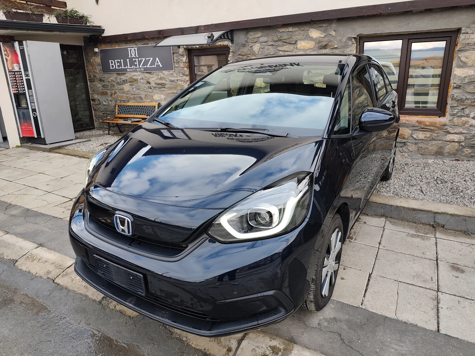 Honda Jazz 1.5 Hibrid - изображение 2