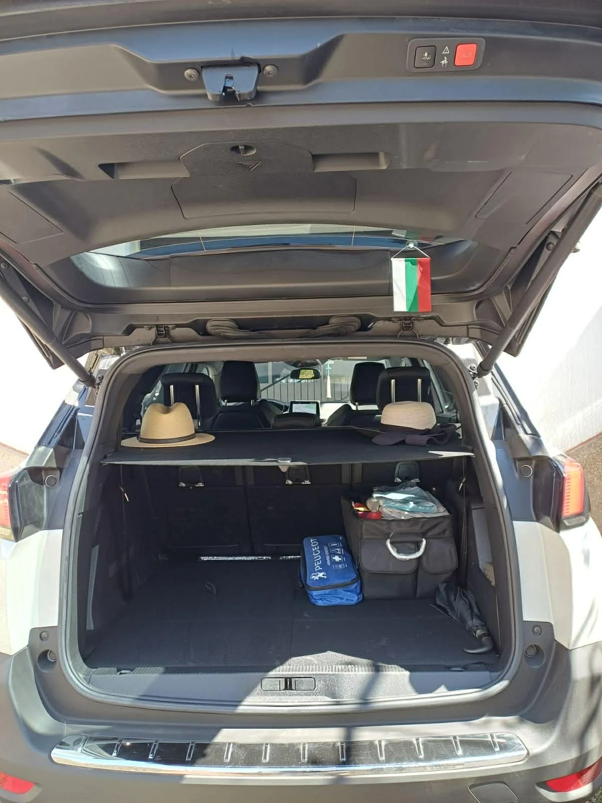 Peugeot 5008 GT, снимка 6 - Автомобили и джипове - 54114344