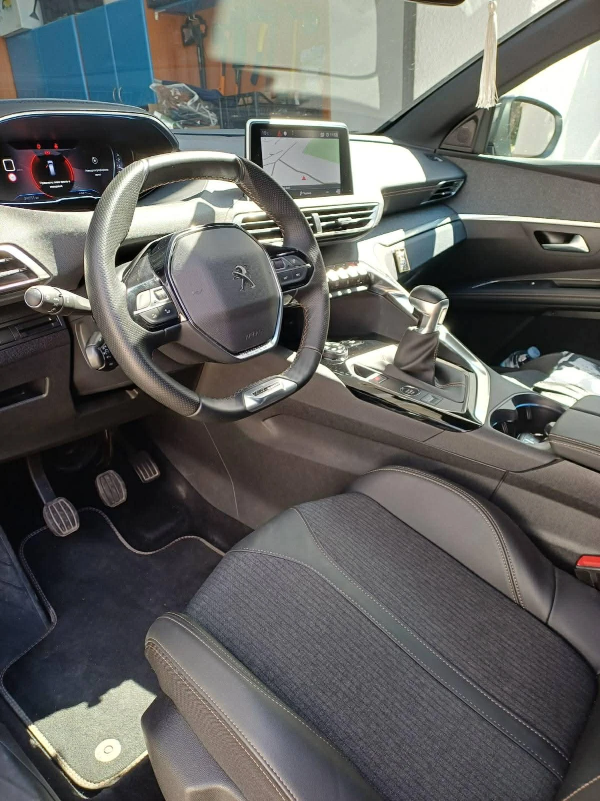 Peugeot 5008 GT, снимка 12 - Автомобили и джипове - 54114344