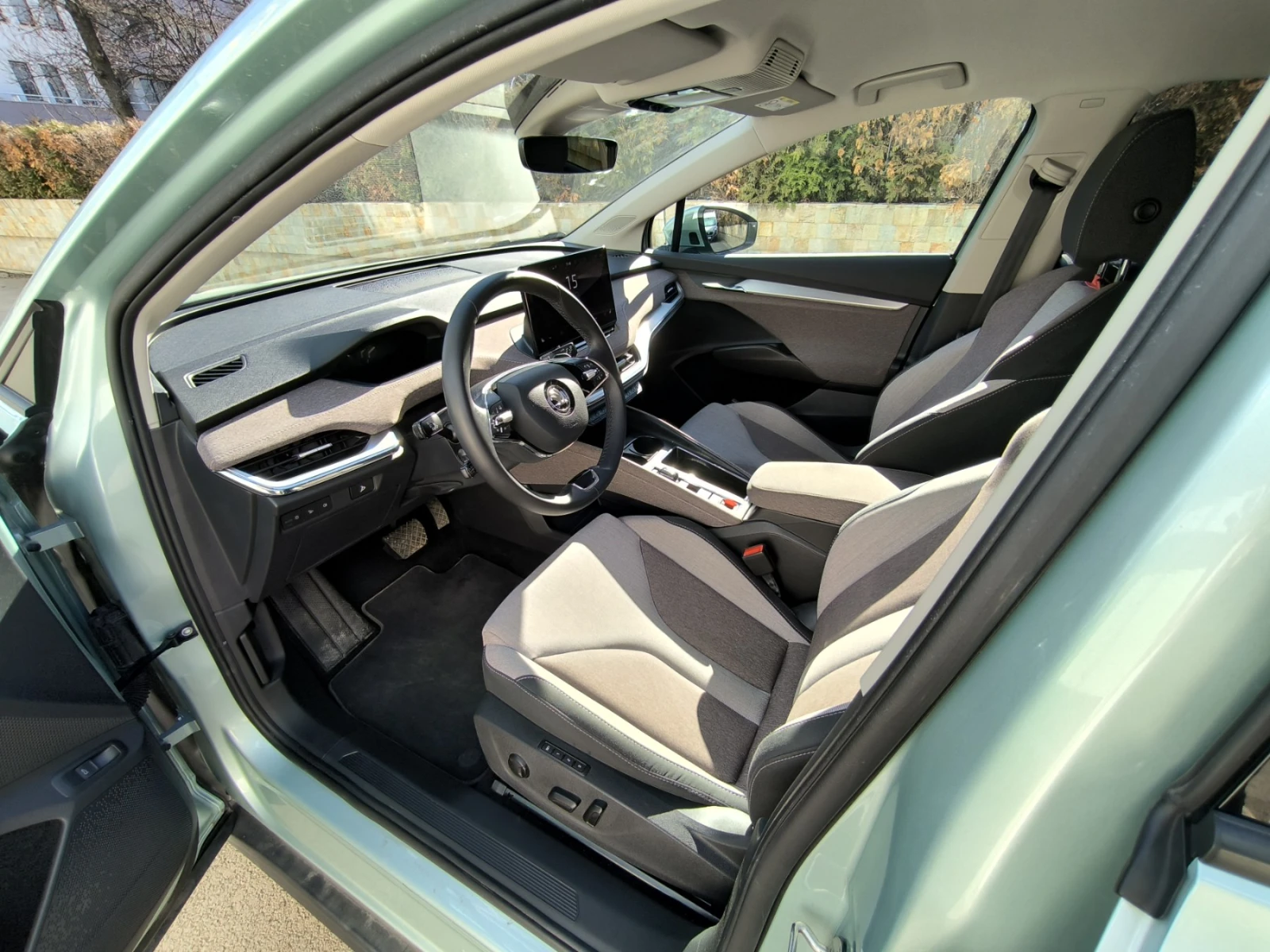 Skoda Enyaq iV60 в гаранция, снимка 6 - Автомобили и джипове - 54181344