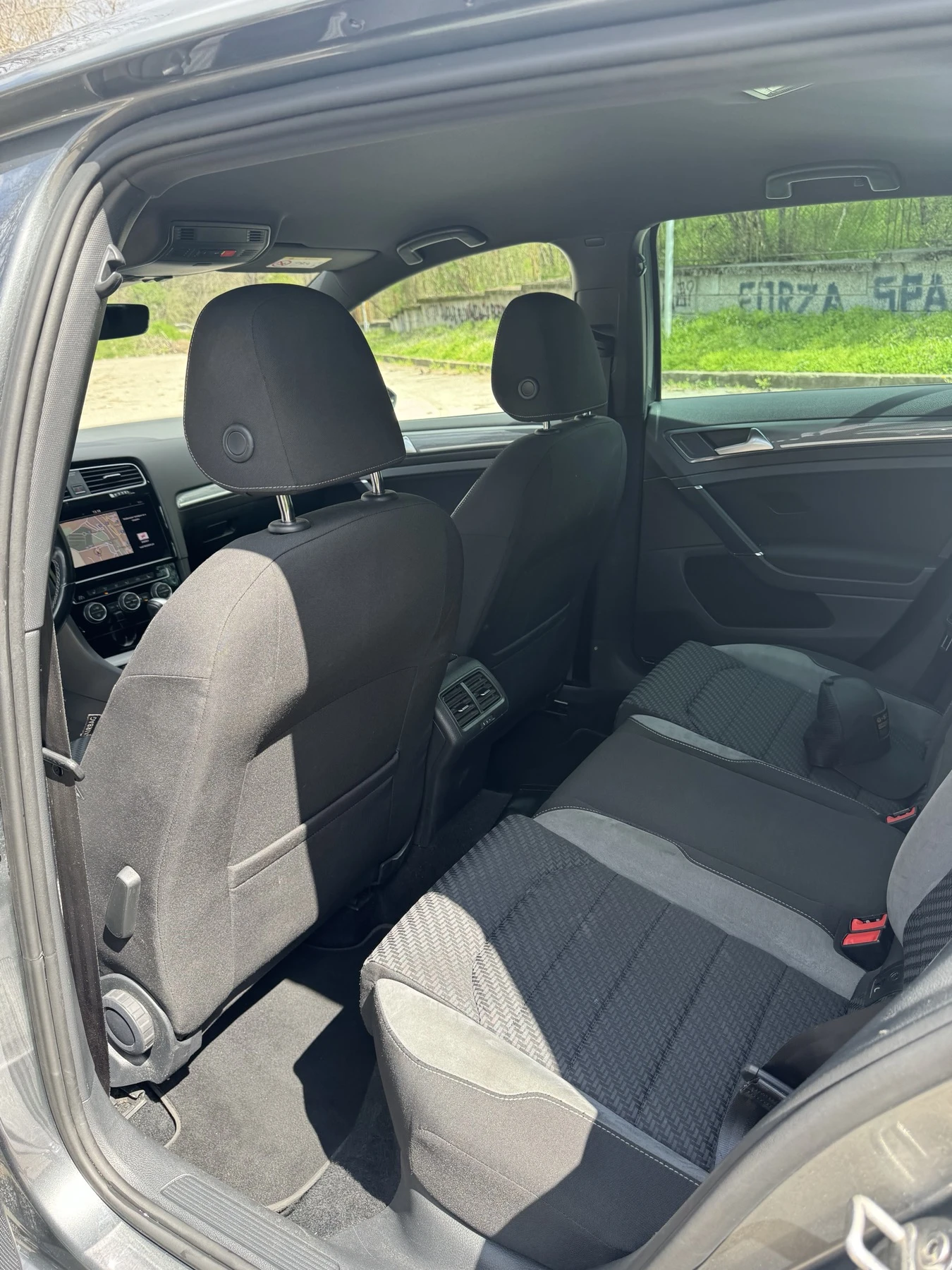 VW Golf 7 Facelift Rline Digital CH, снимка 14 - Автомобили и джипове - 54189191