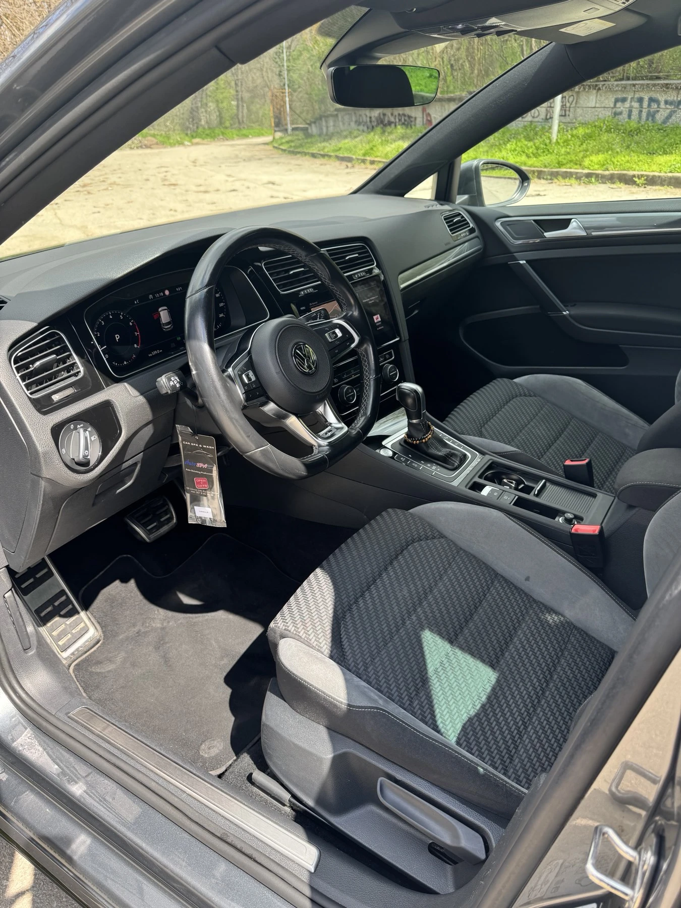 VW Golf 7 Facelift Rline Digital CH, снимка 7 - Автомобили и джипове - 54189191