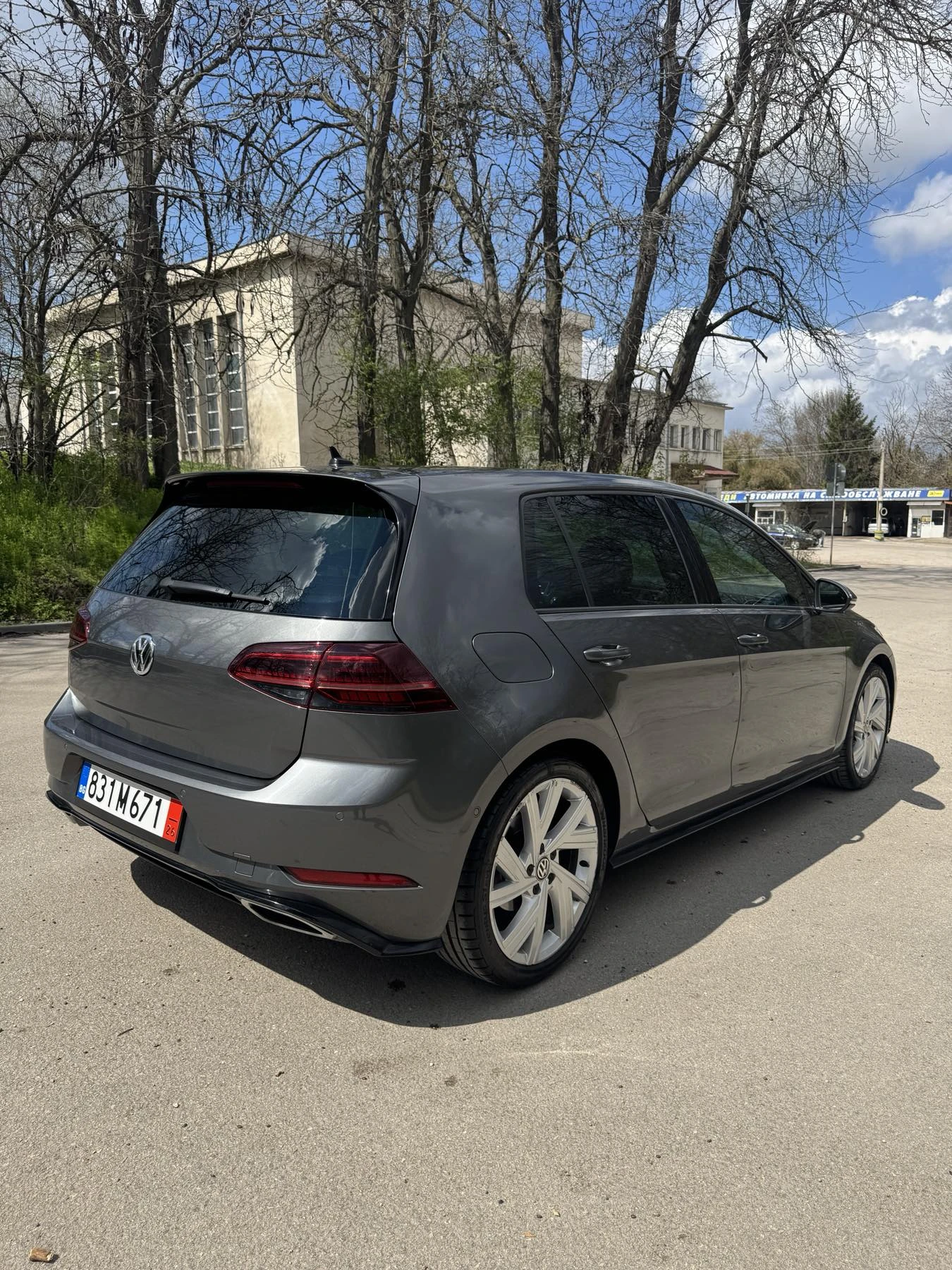 VW Golf 7 Facelift Rline Digital CH, снимка 5 - Автомобили и джипове - 54189191