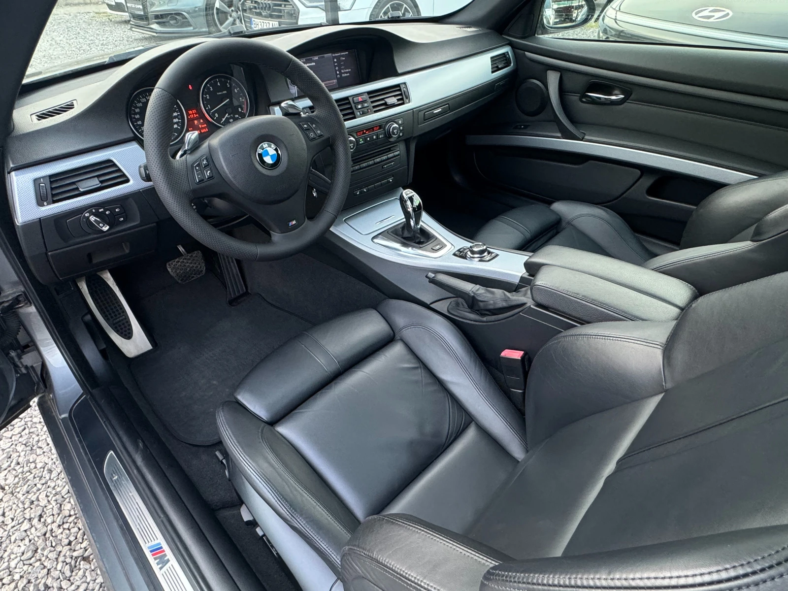 BMW 335 i DCT/DKG N54 M Pack !, снимка 8 - Автомобили и джипове - 54367678