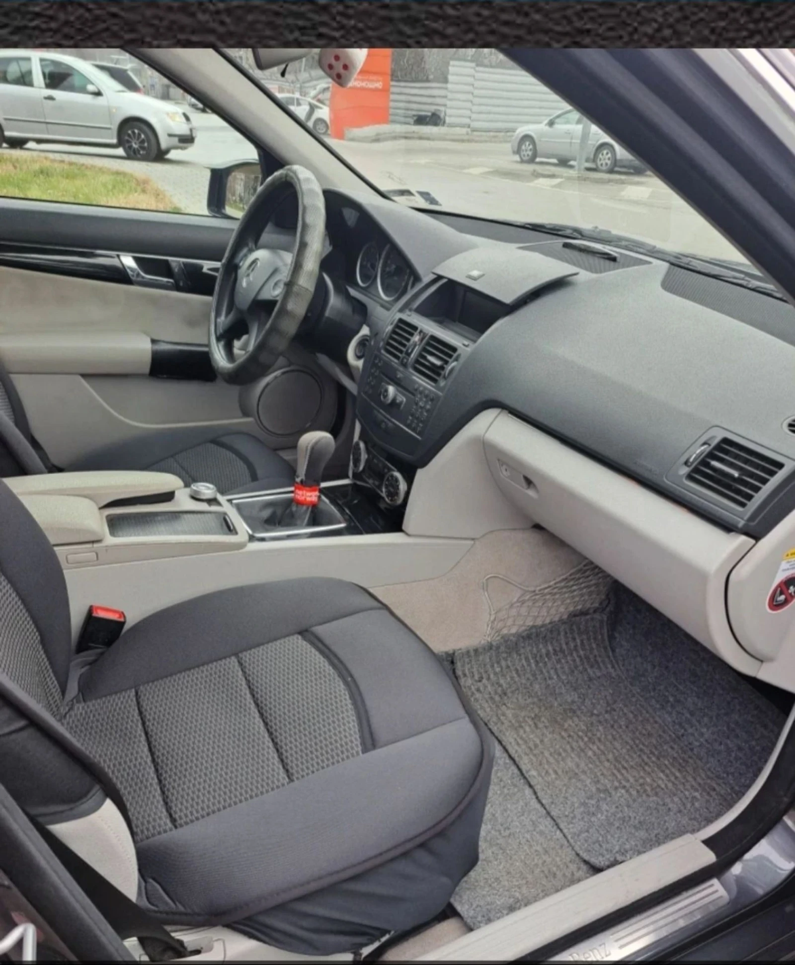 Mercedes-Benz C 200, снимка 5 - Автомобили и джипове - 54383595