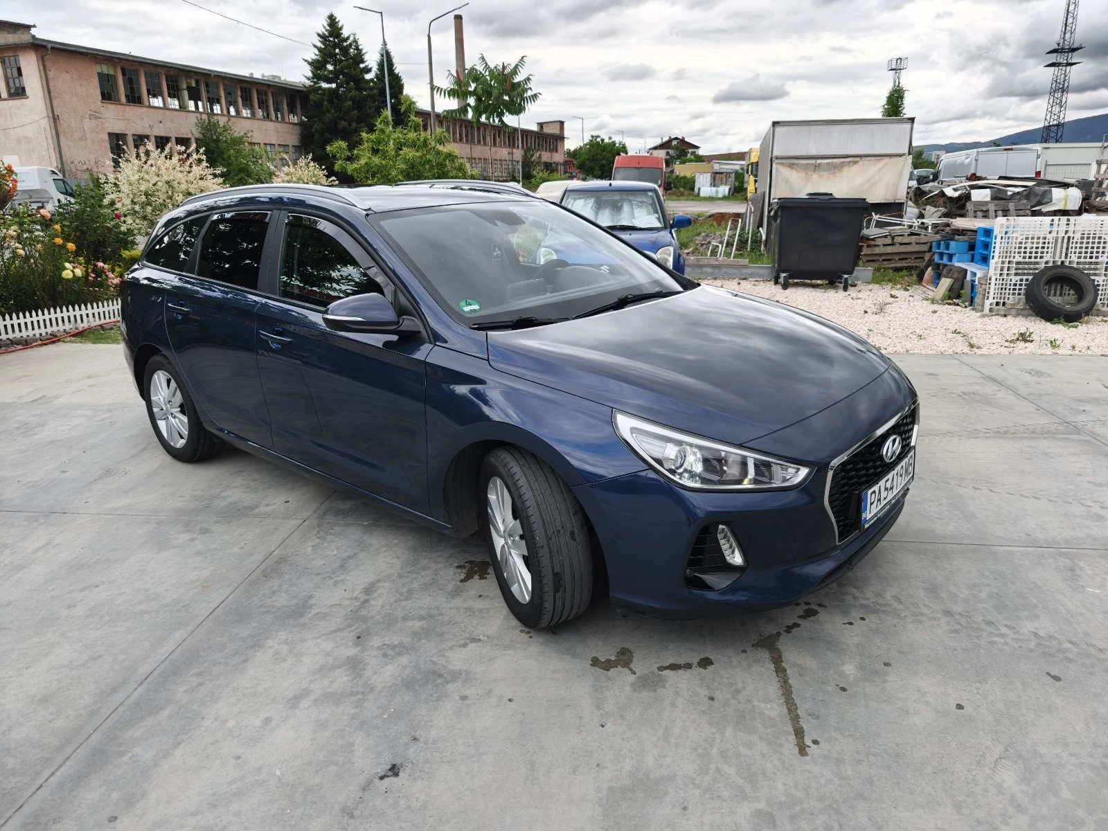 Hyundai I30 Комби, снимка 2 - Автомобили и джипове - 54880897