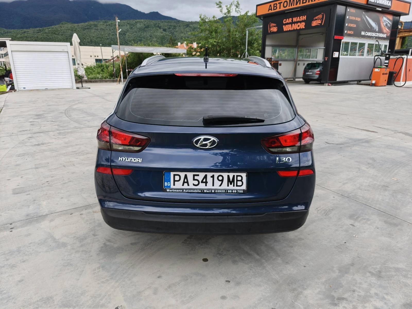 Hyundai I30 Комби, снимка 5 - Автомобили и джипове - 54880897
