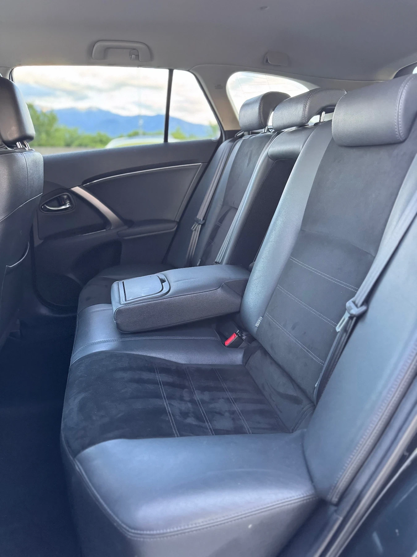 Toyota Avensis 2.2 d-cat | Mobile.bg � ����������� 16