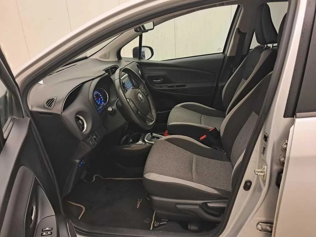 Toyota Yaris 1.5 VVT-i Y20 - Hybrid, снимка 7 - Автомобили и джипове - 55087384