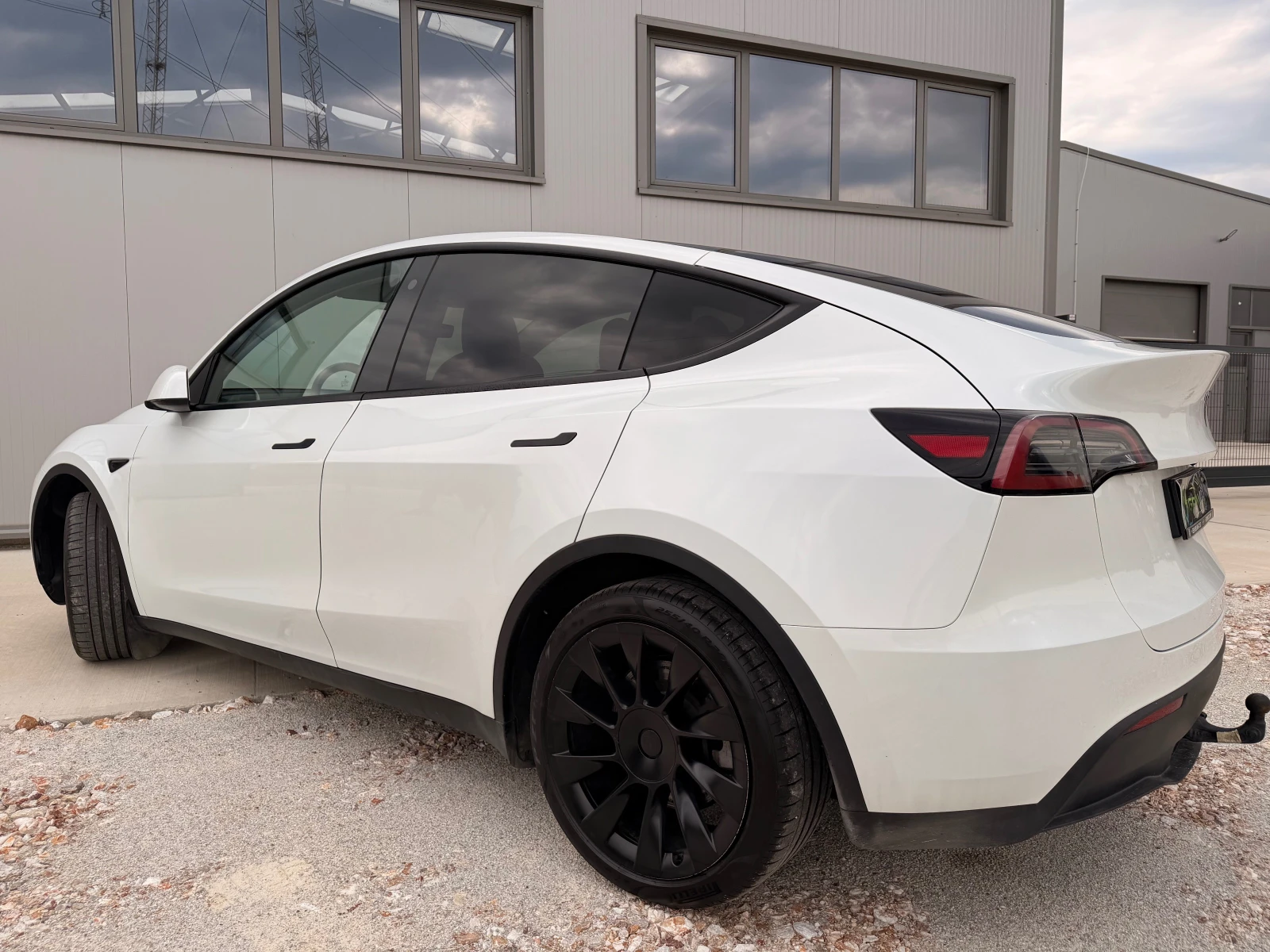 Tesla Model Y Long Range AWD   Ryzen   Tesla Vision, снимка 3 - Автомобили и джипове - 55911328