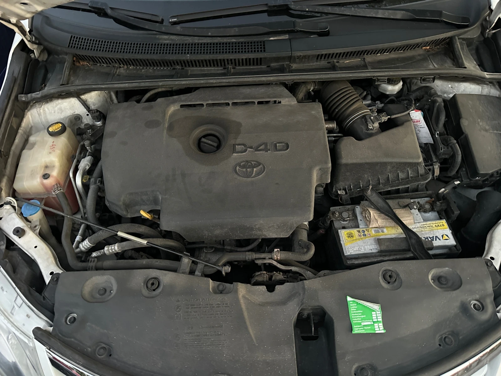 Toyota Avensis 2.0 d4d 124�� �� �����! | Mobile.bg � ����������� 12