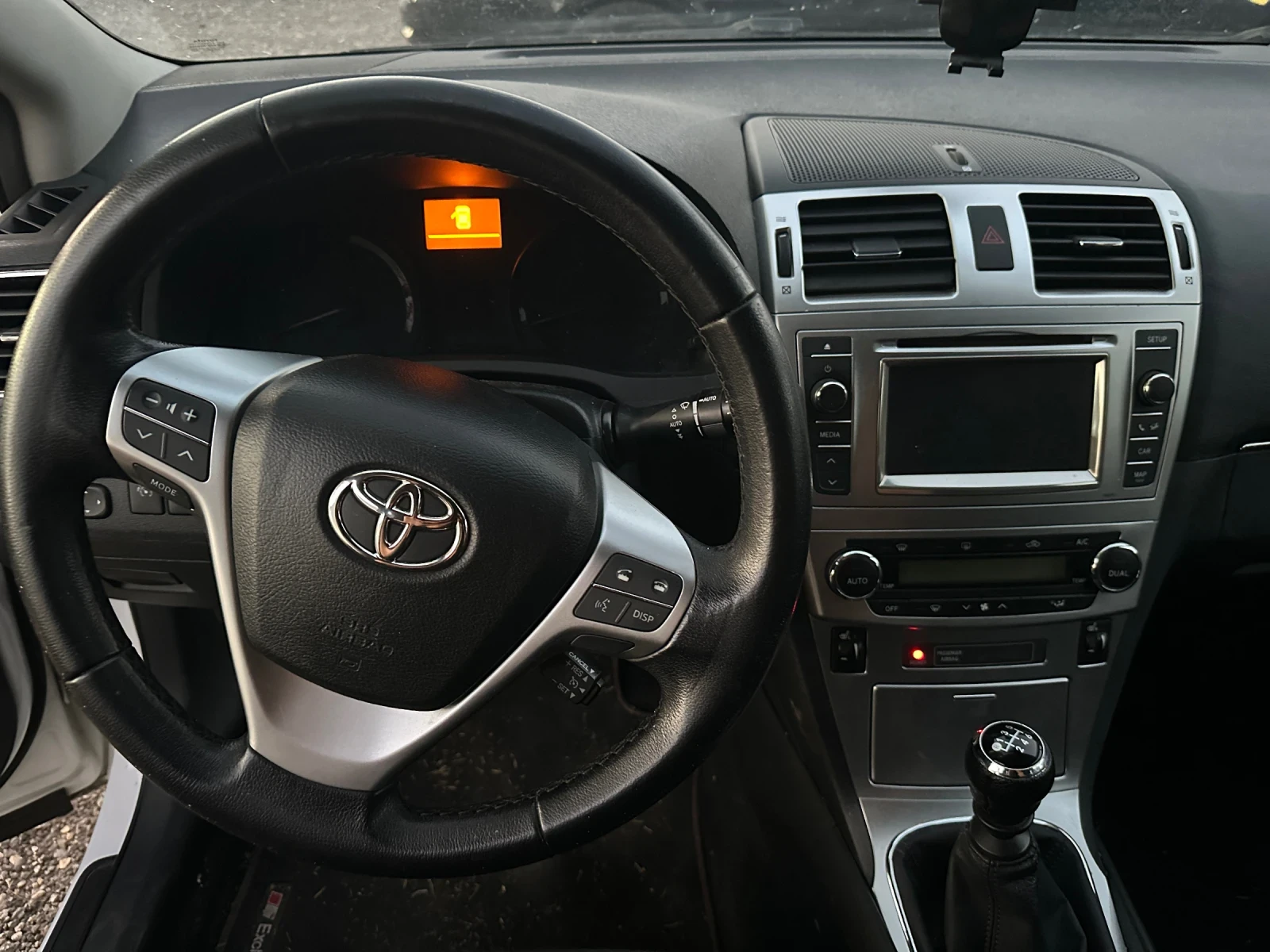 Toyota Avensis 2.0 d4d 124�� �� �����! | Mobile.bg � ����������� 11