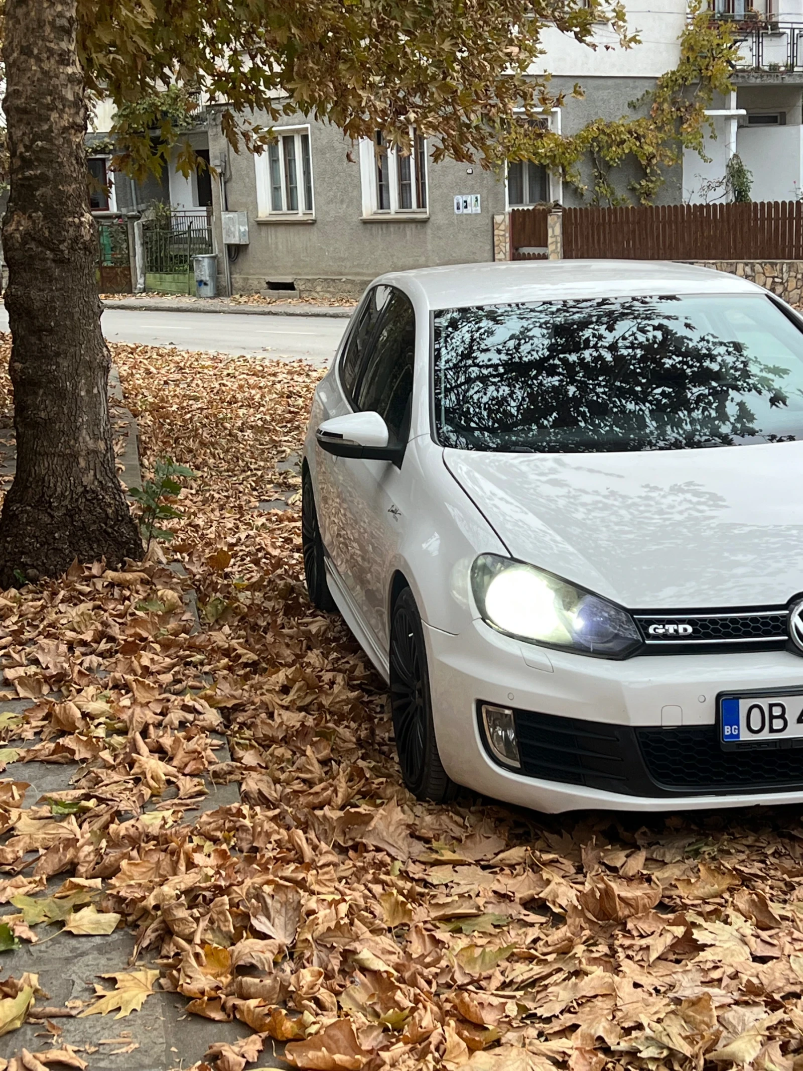 VW Golf golf 6 , снимка 2 - Автомобили и джипове - 55645514