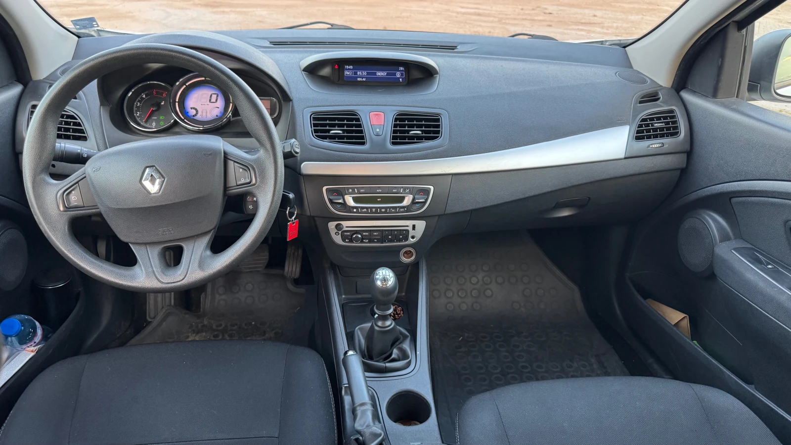 Renault Megane, снимка 6 - Автомобили и джипове - 55952501