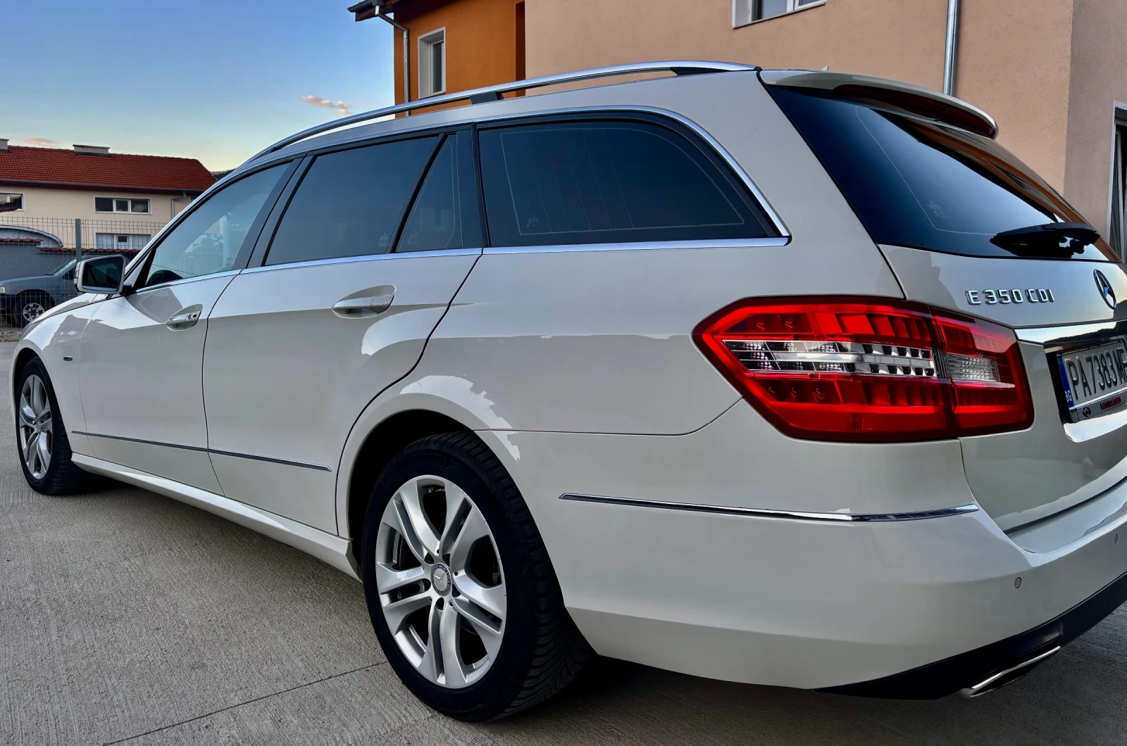 Mercedes-Benz E 350 350-4x4, снимка 5 - Автомобили и джипове - 56137322