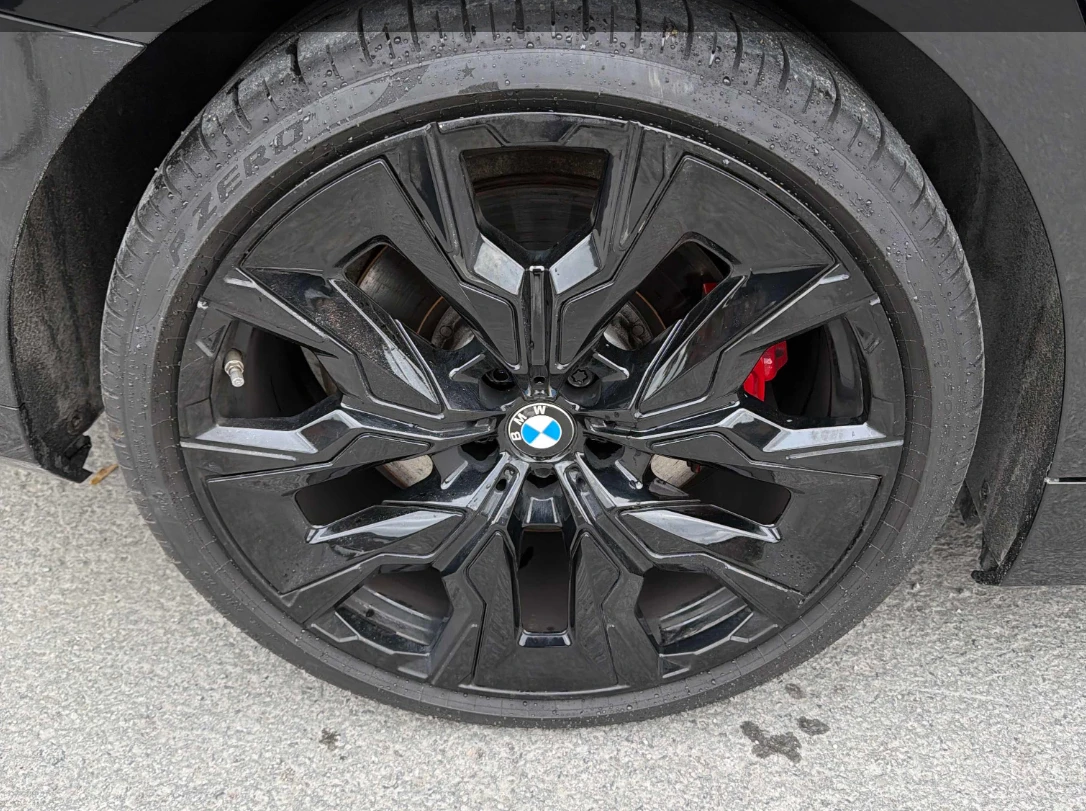 BMW 550 e XDRIVE HYBRID 2026  | Mobile.bg � ����������� 6