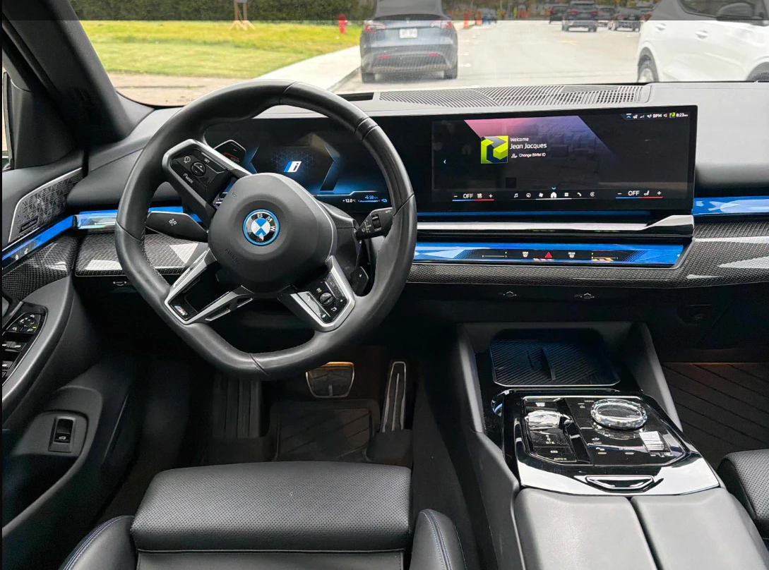 BMW 550 e XDRIVE HYBRID 2026  | Mobile.bg � ����������� 7