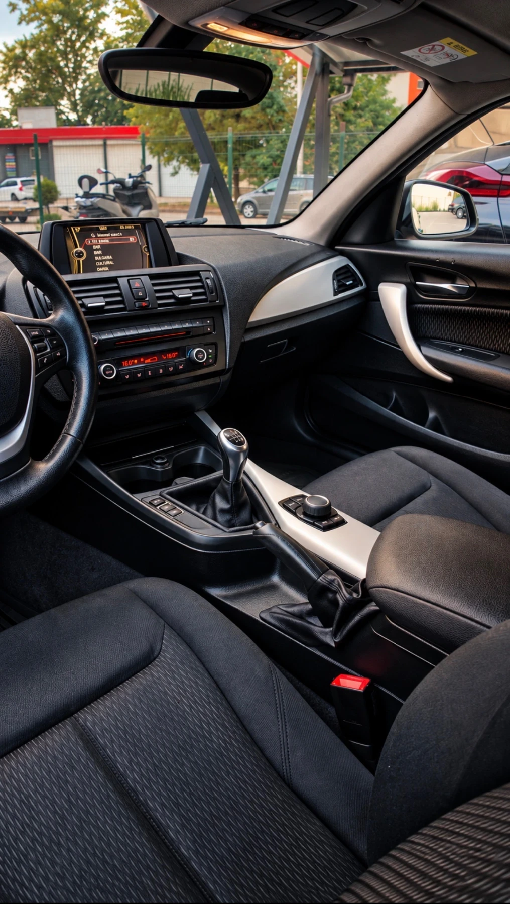 BMW 114 1.6d* SportLine* ������* ����������* ����� ������� | Mobile.bg � ����������� 15