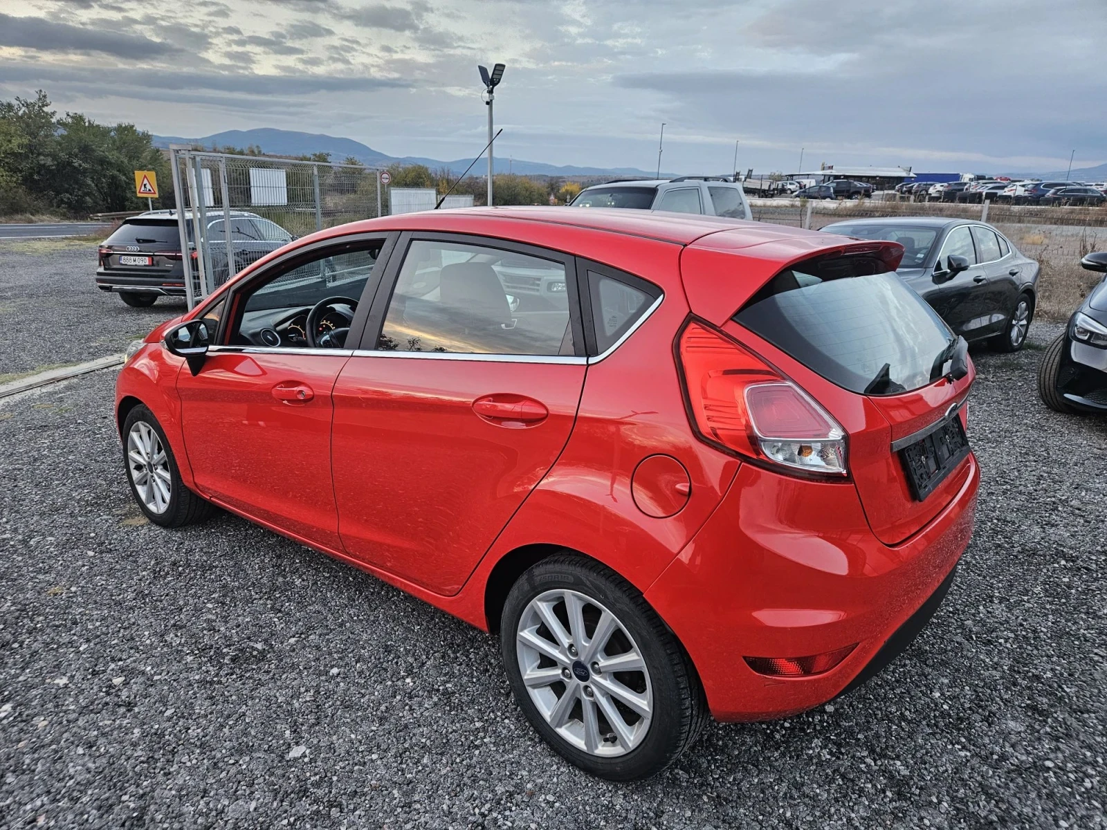 Ford Fiesta 1.5tdci Euro6 | Mobile.bg � ����������� 3