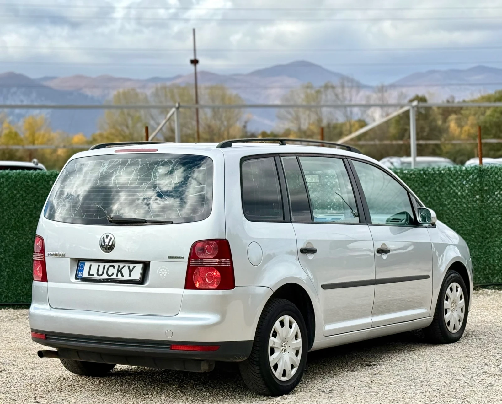 VW Touran 2.0i//МЕТАН* FACELIFT* ITALY, снимка 7 - Автомобили и джипове - 56686973