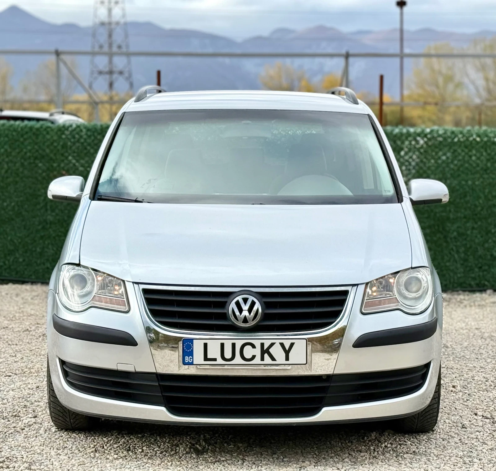 VW Touran 2.0i//МЕТАН* FACELIFT* ITALY, снимка 2 - Автомобили и джипове - 56686973