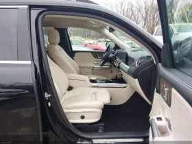 Mercedes-Benz GLB 250 * 4MATIC* КОЖА* ПОДГРЕВ* ПАНОРАМА* LED* , снимка 5